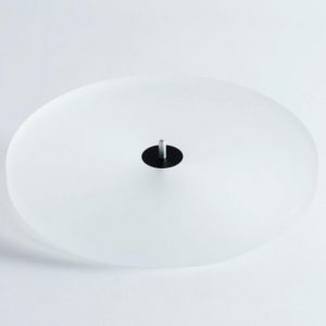 Interdyn White circular disc with a central metal spindle surrounded by a black ring.