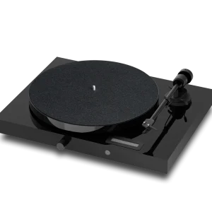 Interdyn Black turntable with a felt slipmat on a large circular platter, tonearm and cartridge on a glossy rectangular plinth.
