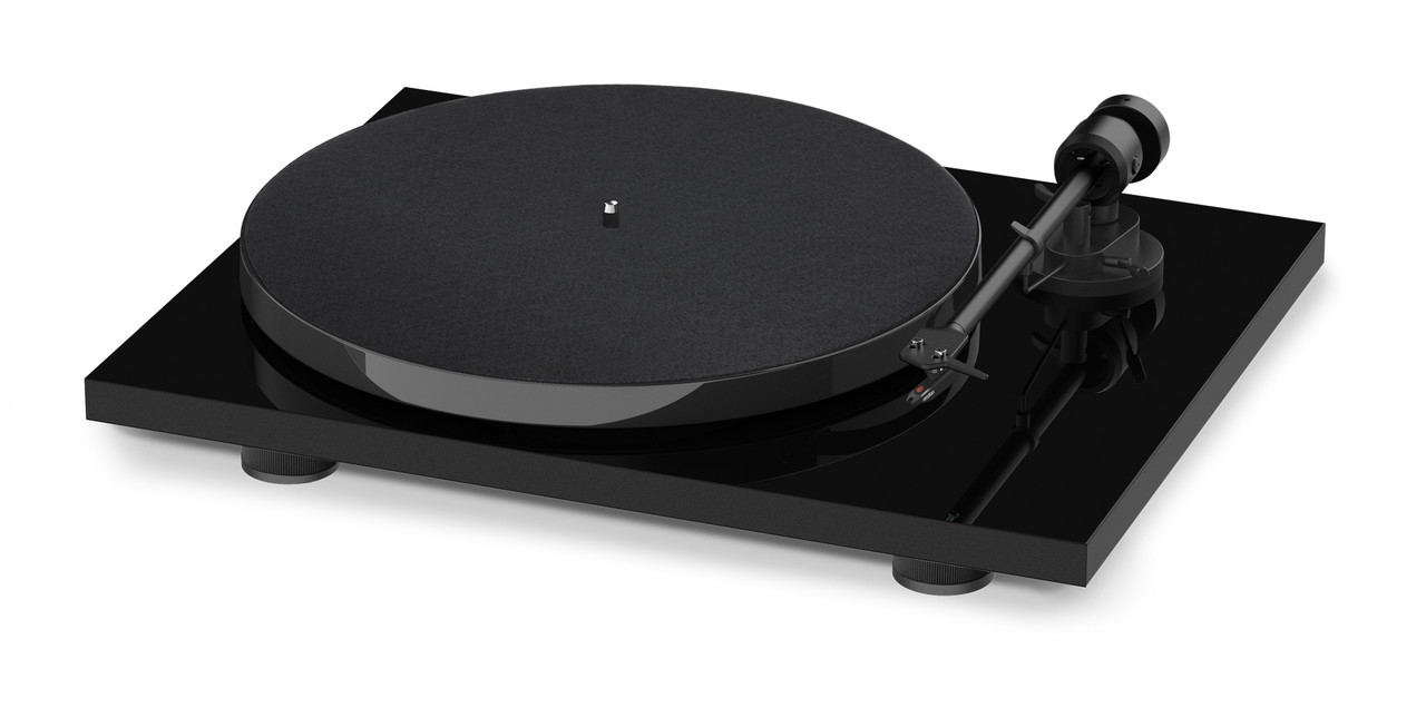 Pro-Ject E1 Turntable With Ortofon Om 5E Cartridge Black modern turntable with glossy plinth, round matte platter, felt mat, and mounted tonearm.