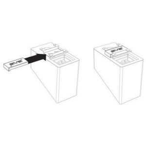 Interdyn Line drawing shows a usb flash drive being inserted into a rectangular device with a top slot, in two steps.