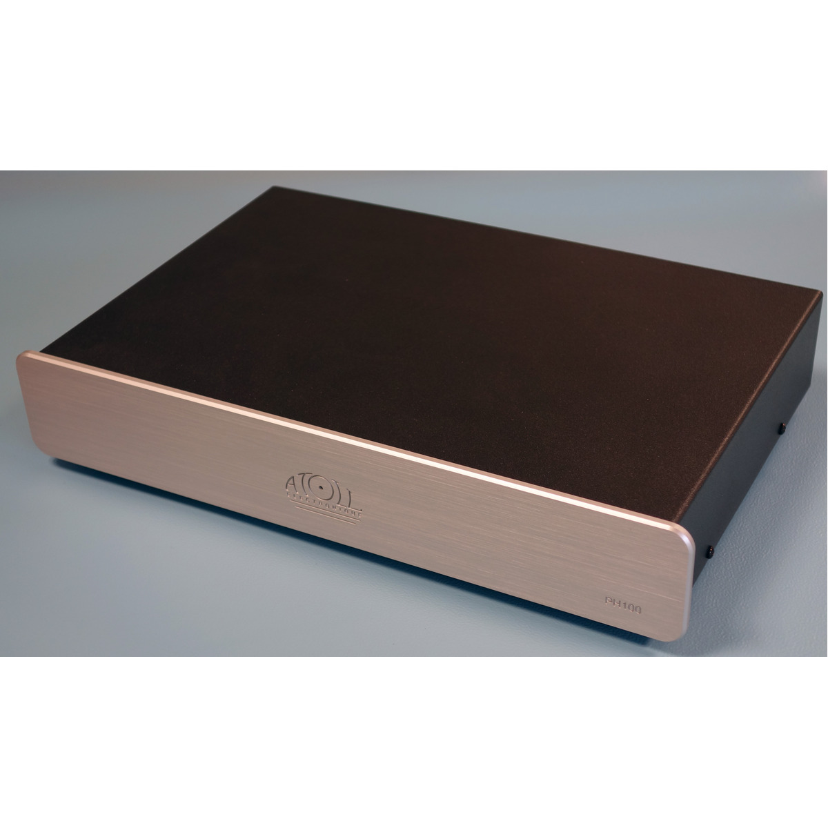 Atoll Electronique Ph100 Atoi ph100 phono preamplifier with brushed aluminum front panel and black top surface.