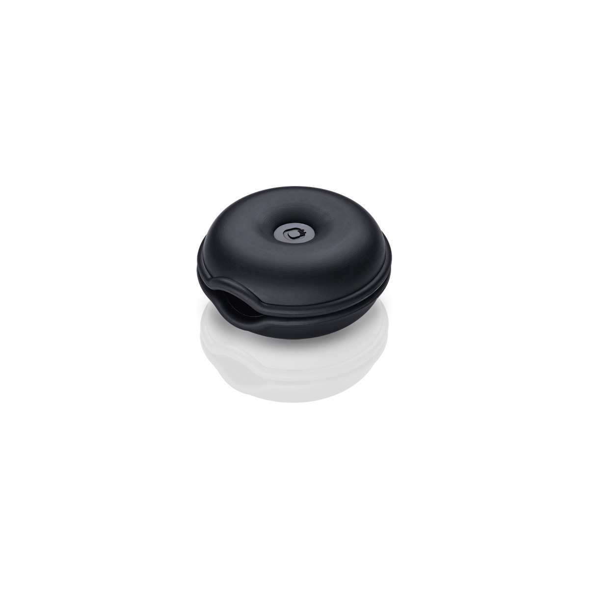 Oehlbach Ob-35025 Black circular silicone case with donut shape and central recessed button.